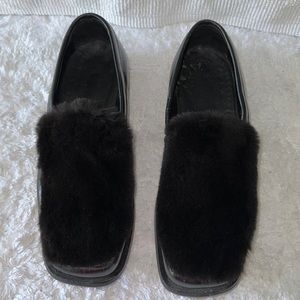 Women’s or Men’s Prada Black Loafers with fur